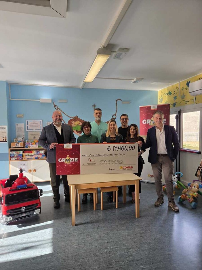 Solidarietà: Conad Nord Ovest dona 17.400 euro alla Pediatria del Beauregard Solidarietà: Conad Nord Ovest dona 17.400 euro alla Pediatria del Beauregard