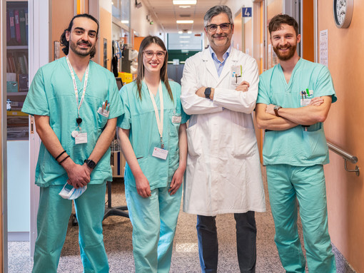 Da sinistra Alessandro Alesina, Irene Florean, Guido Giardini (Primario di Neurologia), Gabriele Mainini