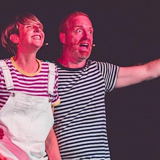 AL VIA LE PRENOTAZIONI PER “(EN ATTENDANT) ENFANTHÉÂTRE 2026”: IL  13 DICEMBRE LA COMPAGNIA AIRONE DE FALCO AL TEATRO GIACOSA