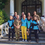 Foto di gruppo con allieve, Istruttori e il Comandante del Centro Addestramento Alpino (ph. CAA)