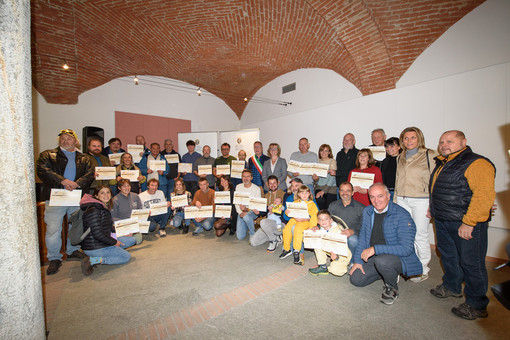 Châtillon, la Sagra del Miele premia la qualità valdostana: 167 campioni in gara