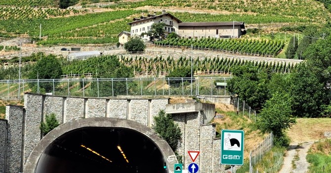 Gallerie di Sorreley e Signayes, pedaggio gratis tra Nus e Aosta Ovest fino a giugno 2027 Gallerie di Sorreley e Signayes, pedaggio gratis tra Nus e Aosta Ovest fino a giugno 2027