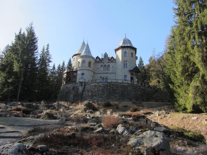 Pasqua con l’incognita: Castel Savoia verso la chiusura per rischio idrogeologico