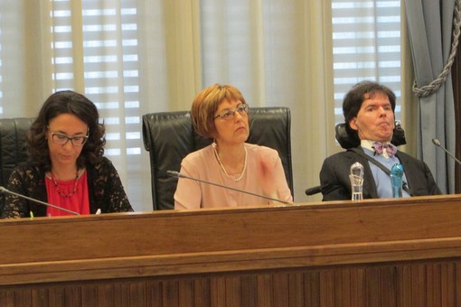 Il gruppo consiliare di Impegno Civico in Consiglio Valle, Daria Pulz, Alberto Bertin e Chiara Minelli