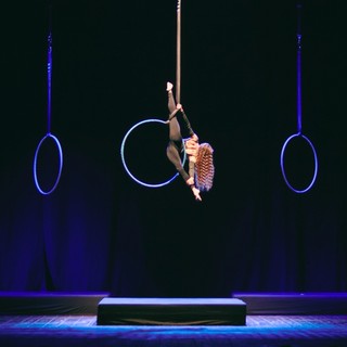 Challenge – Le langage et son double » : la danse aérienne de Jubjoter défie l’équilibre et la gravité