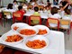 Per la mensa scolastica le famiglie valdostane spendono mediamente 80 euro al mese