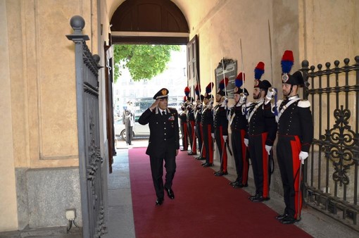Il generale Maruccia in visita al Comando interregionale Pastrengo