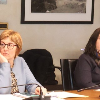 Chiara Minelli (a sn) e Erika Guichardaz durante la conferenza stampa