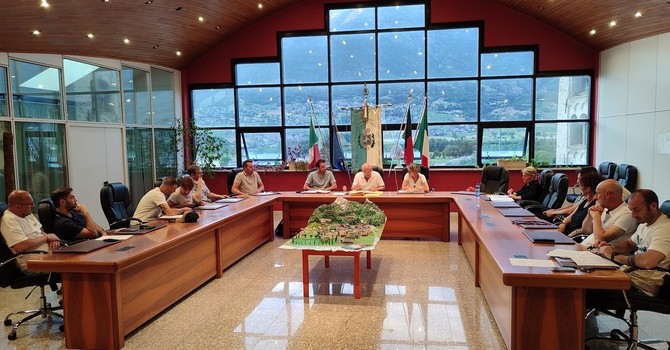 Pollein, il Consiglio comunale mette in campo oltre 100 mila euro di investimenti e guarda alla riqualificazione del territorio Pollein, il Consiglio comunale mette in campo oltre 100 mila euro di investimenti e guarda alla riqualificazione del territorio