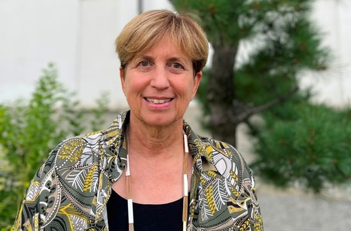 Paola LOngo Cantisano pres. Mandorlo Fiorito Paola LOngo Cantisano pres. Mandorlo Fiorito