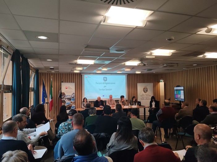 Al via l’iniziativa “PouR TouS – Percorsi di Rigenerazione per Territori Sensibili” Al via l’iniziativa “PouR TouS – Percorsi di Rigenerazione per Territori Sensibili”