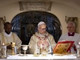 Il Papa celebra la Messa nelle Grotte Vaticane: occorre saper ascoltare senza giudicare