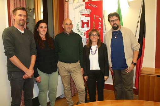 Il gruppo di minoranza Quarte demain, al centro il capogruppo Ennio Barocco