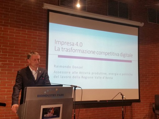 Raimondo Donzel nell'intervento al seminario “Impresa 4.0– Trasformazione Competitiva digitale&quot;
