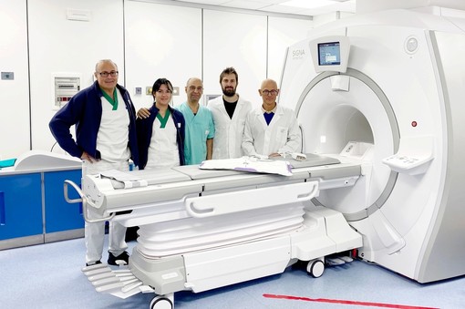 La risonanza magnetica dell’ospedale “Parini” è tornata in funzione  Investito circa un milione di euro. E’ dotata di aggiornamenti di ultima generazione con l’utilizzo di intelligenza artificiale