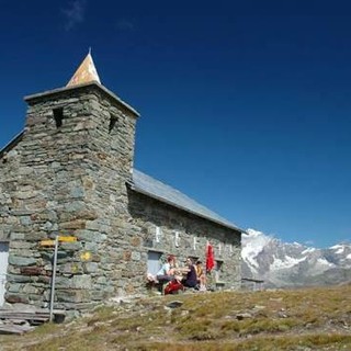 Clavalité, la fede ai piedi delle Alpi: torna la tradizione della Santa Messa a 2.500 metri tra storia, comunità e memoria