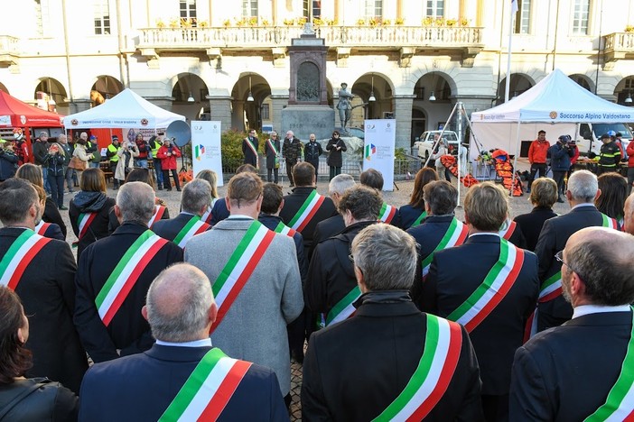Sevizio fotografico Paolo Rey-RAVA Sevizio fotografico Paolo Rey-RAVA