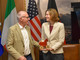 Renzo Testolin e Carla Fleharty console Usa a Milano Renzo Testolin e Carla Fleharty console Usa a Milano