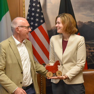 Renzo Testolin e Carla Fleharty console Usa a Milano
