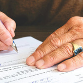 Sabato in via Aubert di Aosta raccolta firme e informazione su testamento biologico Sabato in via Aubert di Aosta raccolta firme e informazione su testamento biologico