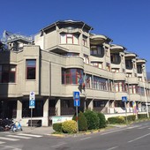 Scuo ad Aosta in attesa di essere demolita