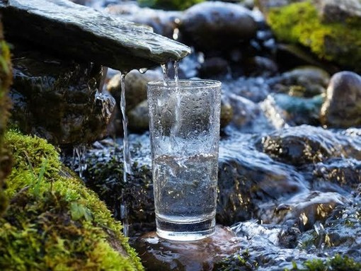 Acqua, bollitura e quattro cloratori: ad Aosta il rubinetto resta sotto esame