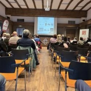 La terapia del dolore nella sclerosi multipla: grande partecipazione all’incontro AISM Valle d’Aosta