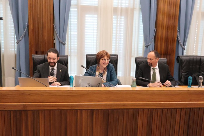 Andrea Campotaro, Chiara Minelli e Eugenio Torrione, consiglieri regionali AVS Andrea Campotaro, Chiara Minelli e Eugenio Torrione, consiglieri regionali AVS