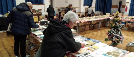 Aosta: Crescente successo del mercatino del libro usato