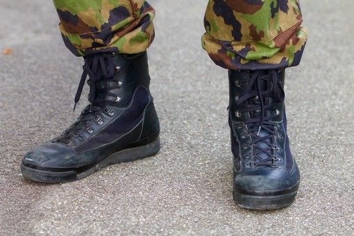 Anfibi militari, un capo di abbigliamento sempre più di moda
