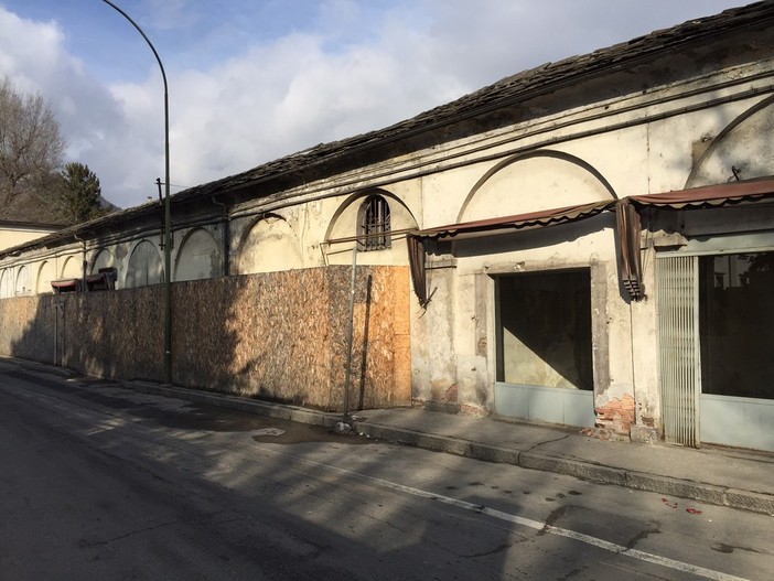 Arcate del Plot, dal blocco alla possibilità: il Comune prova a rimettere in moto un immobile fermo Arcate del Plot, dal blocco alla possibilità: il Comune prova a rimettere in moto un immobile fermo