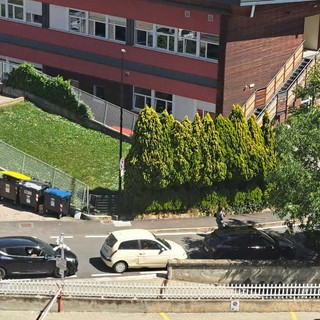 Auto  indivieto di accesso che bloccani passaggi privati