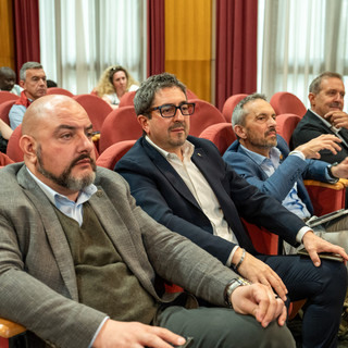 In primo piano l'assessore regionale alla sanità, Carlo Marzi. Per lui, secondo i dati Agenas, ancora molto da lavorare sulle liste d'attesa