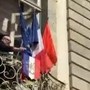 Francia, via le bandiere europee: la provocazione dell’estrema destra accende il dibattito Francia, via le bandiere europee: la provocazione dell’estrema destra accende il dibattito