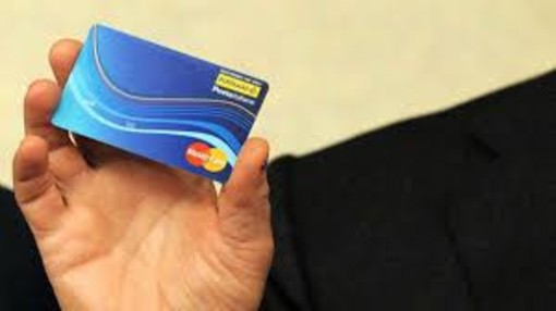 Assegnazione della carta solidale acquisti 2025 ai beneficiari del Comune di Aosta Assegnazione della carta solidale acquisti 2025 ai beneficiari del Comune di Aosta