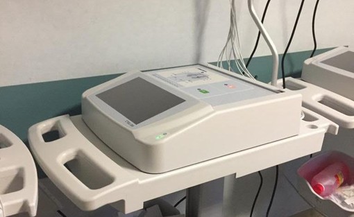 ARTE PER LA VITA dona un’apparecchiatura all’ospedale parini di aosta - struttura di medicina e chirurgia di accelerazione e urgenza