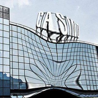 Riciclati quasi 2 milioni di euro al casinò di Saint-Vincent, inquirenti valutano le posizioni dei due dipendenti