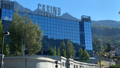 Inchiesta su presunto riciclaggio di 2 milioni di euro alle casse del casino di Saint Vincent