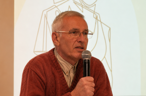 Carlo Curtaz: Il finerale si celebrerà domani alle 14.30, nella chiesa parrocchiale di Gressan. Carlo Curtaz: Il finerale si celebrerà domani alle 14.30, nella chiesa parrocchiale di Gressan.