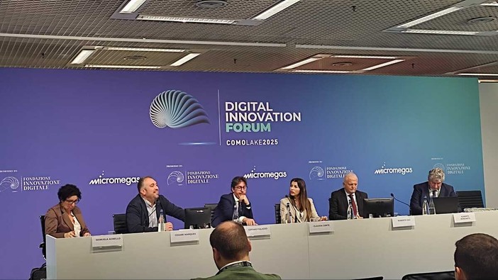 Cesare Marques secondo da sn. Cesare Marques secondo da sn.