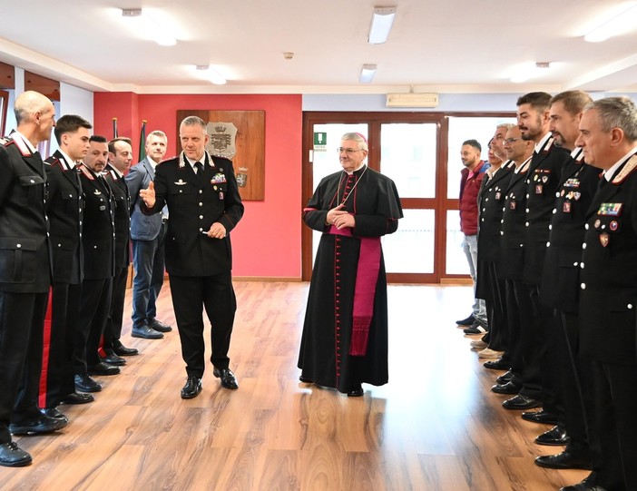 Mons. Lovignana ricorda i caduti di Nassiriya: vicinanza e preghiera al Comando Carabinieri di Aosta Mons. Lovignana ricorda i caduti di Nassiriya: vicinanza e preghiera al Comando Carabinieri di Aosta