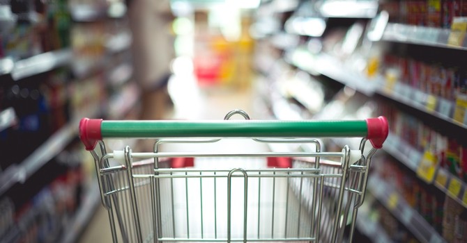 La crisi non riguarda solo i carburanti. Presto si sentirà sul carrello della spesa