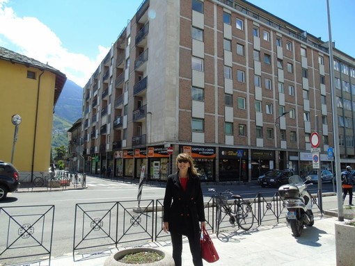 CASA SUBITO IN VALLE D'AOSTA: Grande alloggio ristrutturato nel centro di Aosta, via Festaz