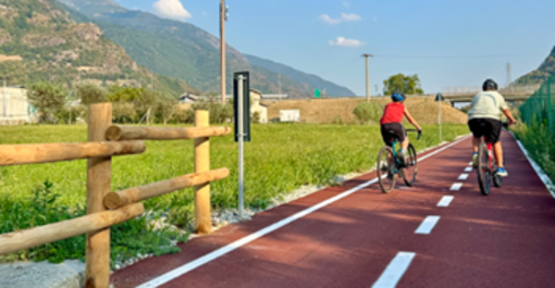 Inaugurazione della nuova pista ciclabile tra Pont-Saint-Martin e Donnas Inaugurazione della nuova pista ciclabile tra Pont-Saint-Martin e Donnas