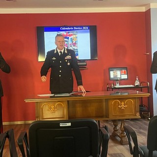 Il Col. Livio Propato, Comandante del Gruppo Carabinieri di Aosta, presso la  Caserma “Colonnello Alessi” di Aosta, ha presentato il calendario storico e dell’agenda 2026 dell’Arma