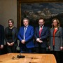 Il presidente Aggravi (con la cravatta rossa) ed i presidenti di commissione; da sn: Corrado Jordan, Josette Borre, Marco Viérin, Luisa Trione e Marco Sorbara
