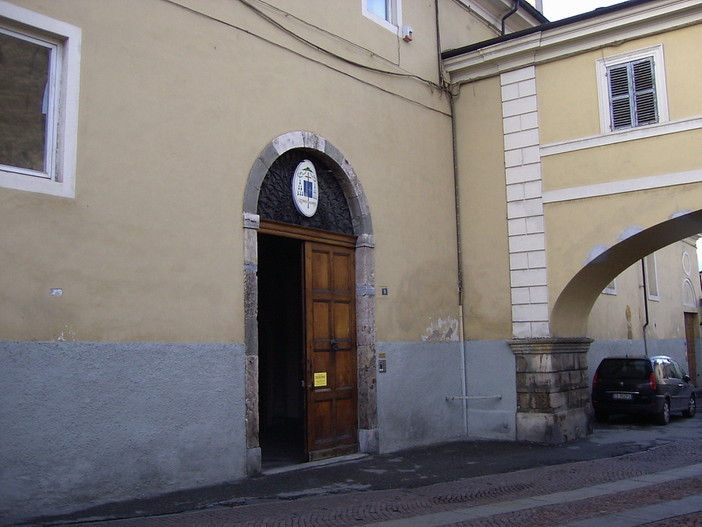 Ingresso Palazzo vescovile ph Regione VdA Ingresso Palazzo vescovile ph Regione VdA