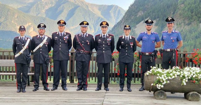 Valle d'Aosta, il generale di Corpo d'Armata Riccardo Galletta in visita ai Comandi Stazione dell'Arma Valle d'Aosta, il generale di Corpo d'Armata Riccardo Galletta in visita ai Comandi Stazione dell'Arma