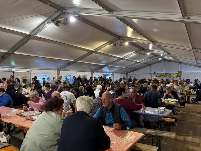 40 anni di storia, amicizia e impegno: la Festa delle Cascine continua a vivere a Pont-Saint-Martin 40 anni di storia, amicizia e impegno: la Festa delle Cascine continua a vivere a Pont-Saint-Martin