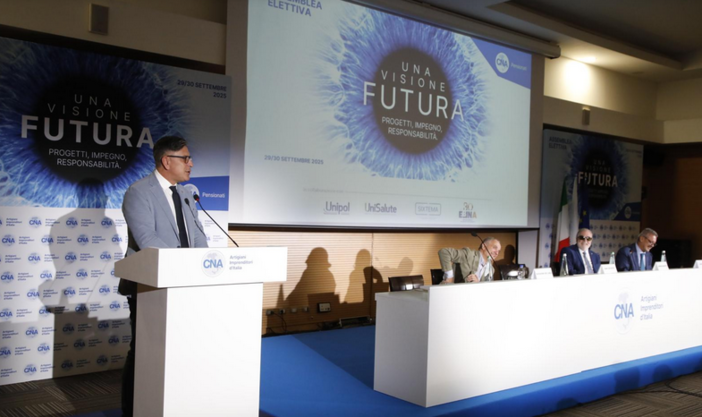 Costantini ai Pensionati: “Voi meglio di tutti potete spiegare ai giovani quanto è bello fare l’artigiano” Costantini ai Pensionati: “Voi meglio di tutti potete spiegare ai giovani quanto è bello fare l’artigiano”